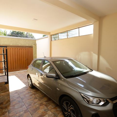 Casa à venda com 336m², 5 quartos e 3 vagasGaragem