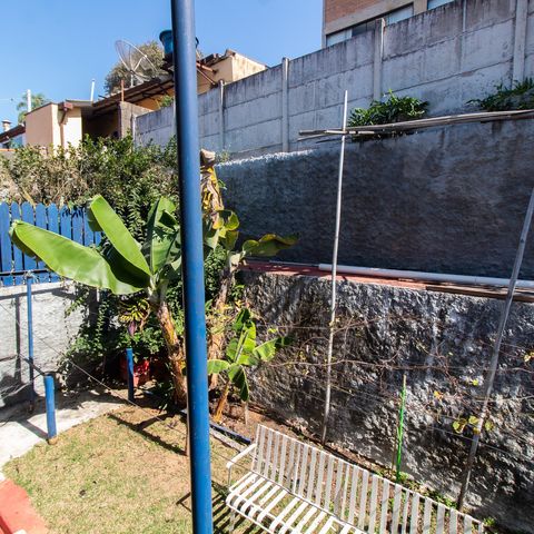 Casa à venda com 200m², 5 quartos e 2 vagas Casa à venda com 200m², 5 quartos e 2 vagasVista da Suíte 3