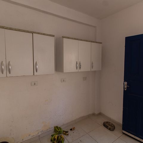 Casa à venda com 200m², 5 quartos e 2 vagas Casa à venda com 200m², 5 quartos e 2 vagasÁrea de Serviço