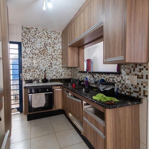 Casa à venda com 200m², 5 quartos e 2 vagas Casa à venda com 200m², 5 quartos e 2 vagasCozinha