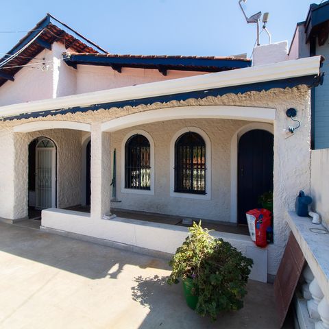 Casa à venda com 200m², 5 quartos e 2 vagas Casa à venda com 200m², 5 quartos e 2 vagasÁrea Externa