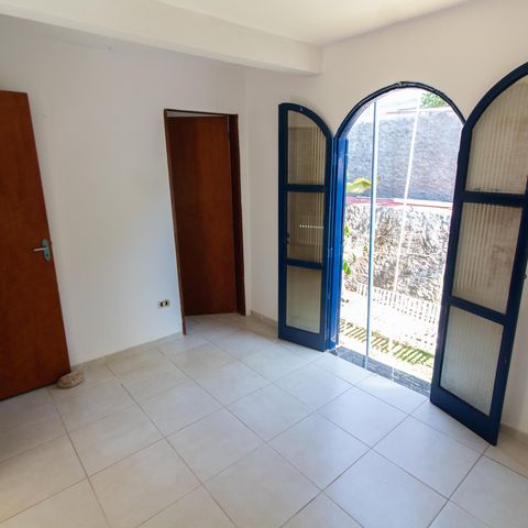 Casa à venda com 200m², 5 quartos e 2 vagas Casa à venda com 200m², 5 quartos e 2 vagasSuíte 3