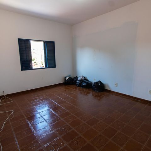 Casa à venda com 200m², 5 quartos e 2 vagas Casa à venda com 200m², 5 quartos e 2 vagasSuíte 2