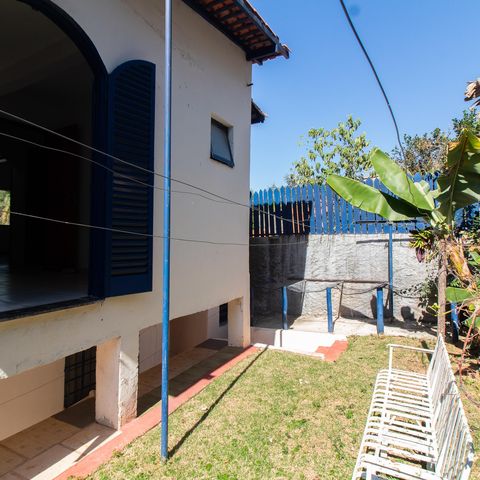 Casa à venda com 200m², 5 quartos e 2 vagas Casa à venda com 200m², 5 quartos e 2 vagasÁrea Externa