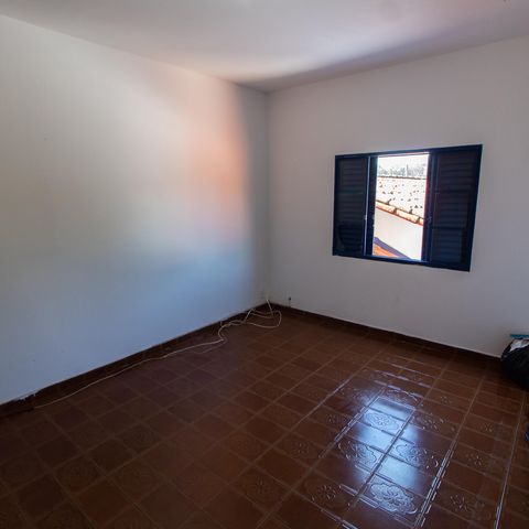 Casa à venda com 200m², 5 quartos e 2 vagas Casa à venda com 200m², 5 quartos e 2 vagasSuíte 2