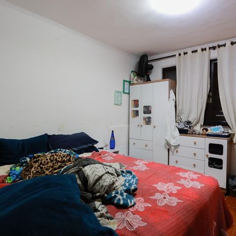 Casa para alugar com 280m², 5 quartos e 2 vagasCasa 1 - Quarto 1
