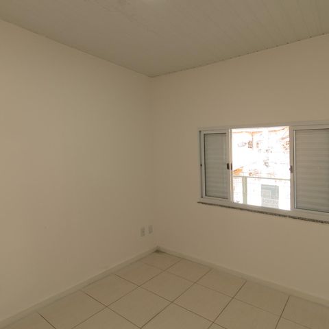 Casa à venda com 85m², 2 quartos e 1 vaga Casa à venda com 85m², 2 quartos e 1 vagaQuarto