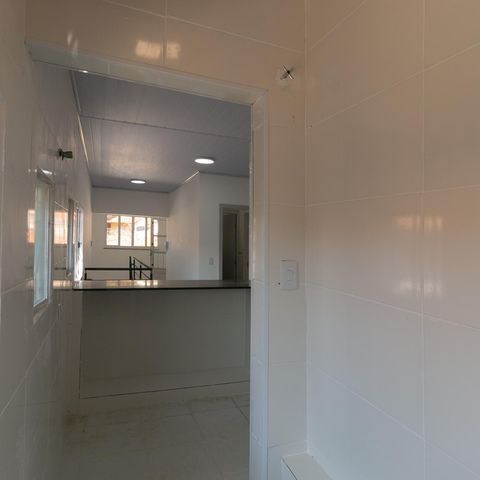 Casa à venda com 85m², 2 quartos e 1 vaga Casa à venda com 85m², 2 quartos e 1 vagaÁrea de Serviço
