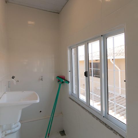 Casa à venda com 85m², 2 quartos e 1 vaga Casa à venda com 85m², 2 quartos e 1 vagaÁrea de Serviço
