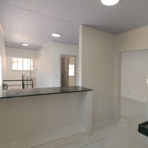 Casa à venda com 85m², 2 quartos e 1 vaga Casa à venda com 85m², 2 quartos e 1 vagaCozinha