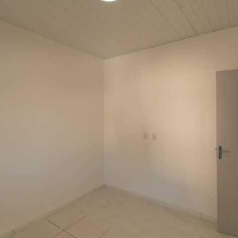 Casa à venda com 85m², 2 quartos e 1 vaga Casa à venda com 85m², 2 quartos e 1 vagaQuarto
