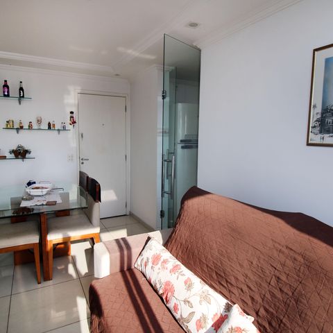 Apartamento para alugar com 52m², 2 quartos e 1 vagaSala