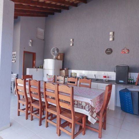 Casa à venda com 225m², 3 quartos e 6 vagas Casa à venda com 225m², 3 quartos e 6 vagasChurrasqueira