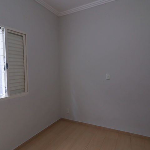 Casa à venda com 225m², 3 quartos e 6 vagas Casa à venda com 225m², 3 quartos e 6 vagasQuarto 2