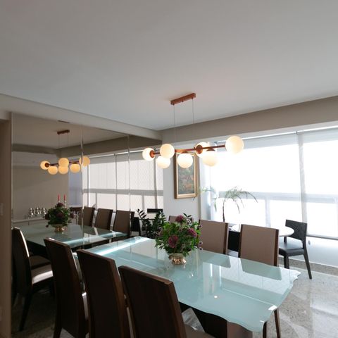 Apartamento à venda com 210m², 4 quartos e 4 vagas Apartamento à venda com 210m², 4 quartos e 4 vagasSala