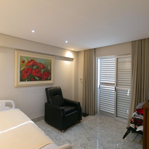 Apartamento à venda com 210m², 4 quartos e 4 vagas Apartamento à venda com 210m², 4 quartos e 4 vagasSuíte 4