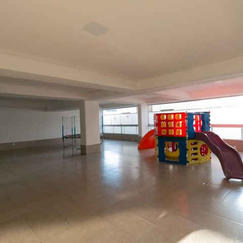Apartamento à venda com 210m², 4 quartos e 4 vagas Apartamento à venda com 210m², 4 quartos e 4 vagasÁrea comum