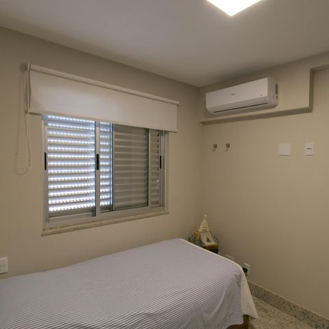 Apartamento à venda com 210m², 4 quartos e 4 vagas Apartamento à venda com 210m², 4 quartos e 4 vagasSuíte 2