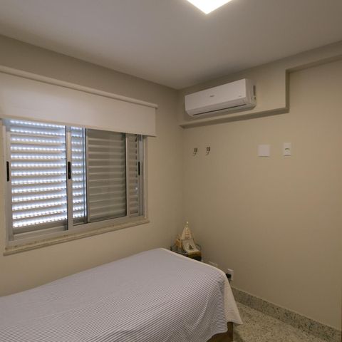 Apartamento à venda com 210m², 4 quartos e 4 vagas Apartamento à venda com 210m², 4 quartos e 4 vagasSuíte 2