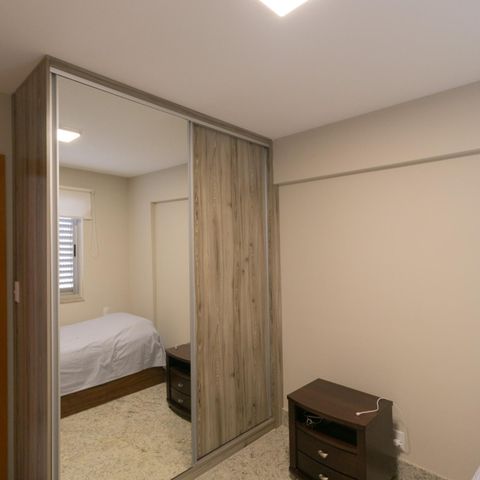 Apartamento à venda com 210m², 4 quartos e 4 vagas Apartamento à venda com 210m², 4 quartos e 4 vagasSuíte 2