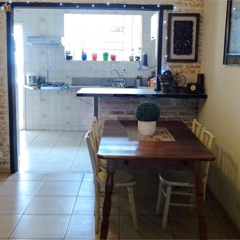 Casa à venda com 130m², 2 quartos e 1 vaga