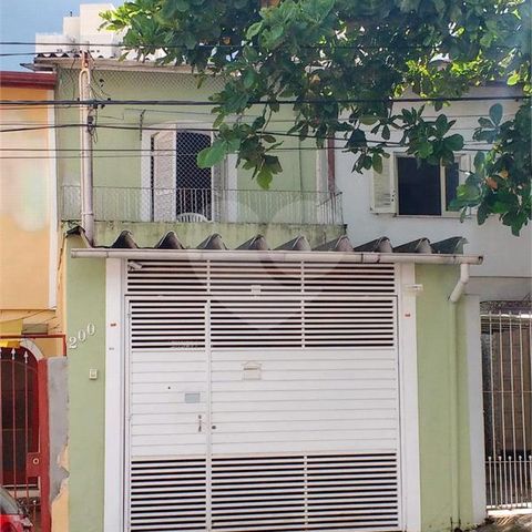 Casa à venda com 130m², 2 quartos e 1 vaga
