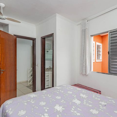 Casa à venda com 110m², 3 quartos e 2 vagasSuíte