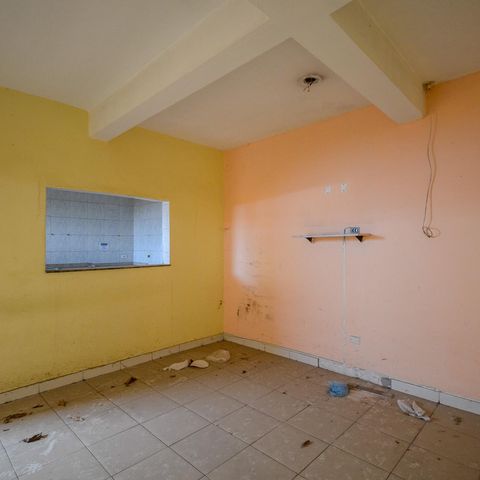 Casa à venda com 463m², 9 quartos e 8 vagas Casa à venda com 463m², 9 quartos e 8 vagasCozinha - copa