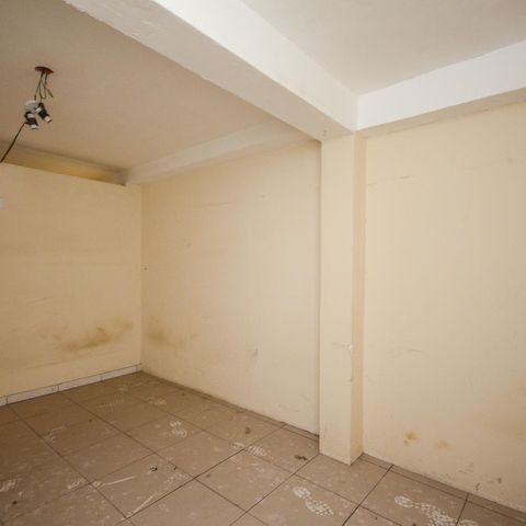 Casa à venda com 463m², 9 quartos e 8 vagas Casa à venda com 463m², 9 quartos e 8 vagasSuíte 2