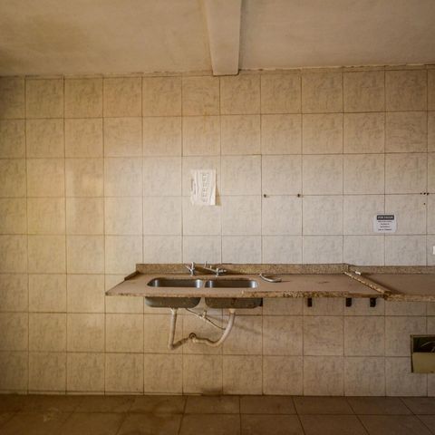 Casa à venda com 463m², 9 quartos e 8 vagas Casa à venda com 463m², 9 quartos e 8 vagasCozinha