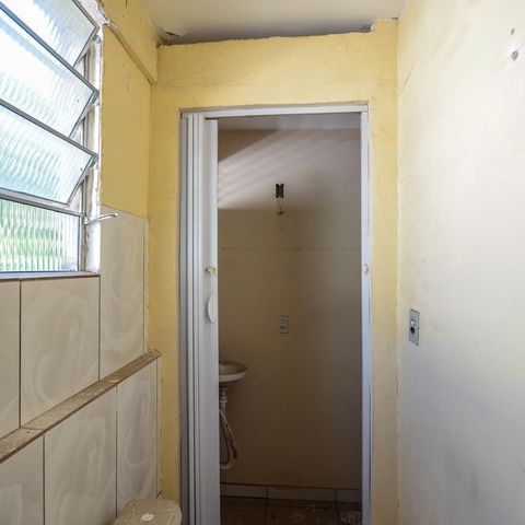 Casa à venda com 463m², 9 quartos e 8 vagas Casa à venda com 463m², 9 quartos e 8 vagasBanheiro da Suíte 2