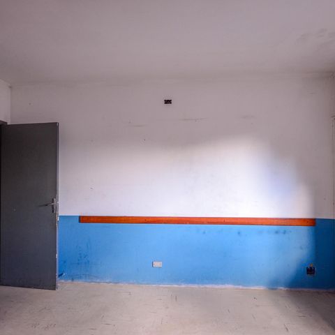 Casa à venda com 463m², 9 quartos e 8 vagas Casa à venda com 463m², 9 quartos e 8 vagasQuarto 1