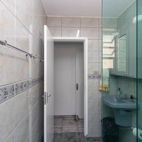 Casa à venda com 149m², 3 quartos e 2 vagas Casa à venda com 149m², 3 quartos e 2 vagasBanheiro