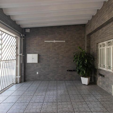 Casa à venda com 149m², 3 quartos e 2 vagas Casa à venda com 149m², 3 quartos e 2 vagasGaragem