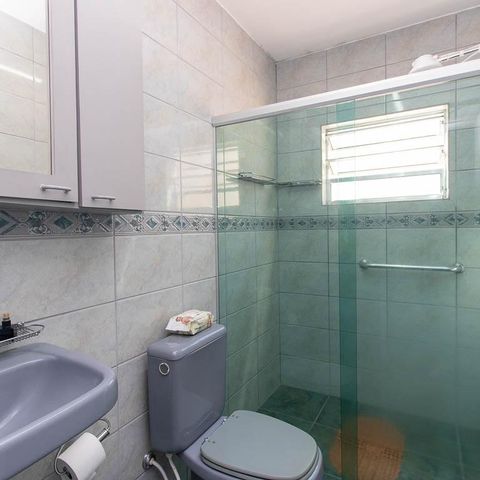 Casa à venda com 149m², 3 quartos e 2 vagas Casa à venda com 149m², 3 quartos e 2 vagasBanheiro
