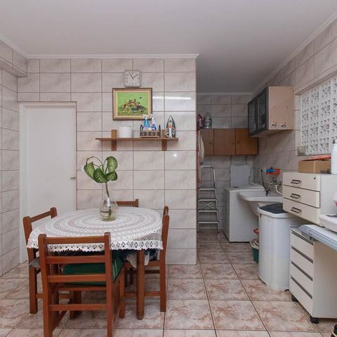 Casa à venda com 149m², 3 quartos e 2 vagas Casa à venda com 149m², 3 quartos e 2 vagasÁrea de Serviço