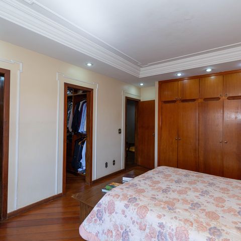 Casa para alugar com 515m², 4 quartos e 4 vagasSuíte 2