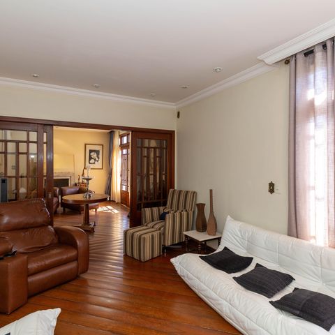 Casa para alugar com 515m², 4 quartos e 4 vagasSala