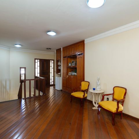 Casa para alugar com 515m², 4 quartos e 4 vagasSala