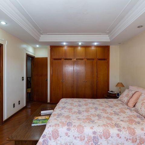 Casa para alugar com 515m², 4 quartos e 4 vagasSuíte 2