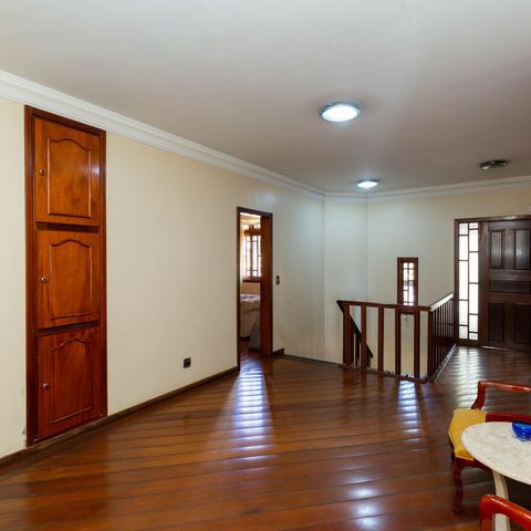Casa para alugar com 515m², 4 quartos e 4 vagasSala