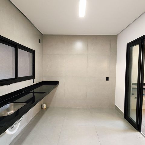Casa à venda com 172m², 3 quartos e 1 vaga Casa à venda com 172m², 3 quartos e 1 vagaCozinha