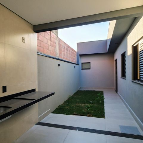 Casa à venda com 172m², 3 quartos e 1 vaga Casa à venda com 172m², 3 quartos e 1 vagaÁrea de Serviço
