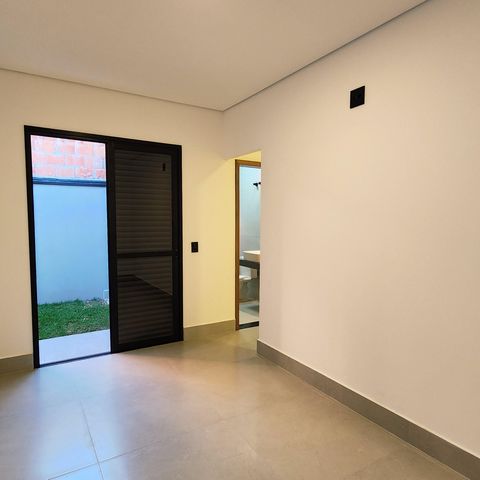 Casa à venda com 172m², 3 quartos e 1 vaga Casa à venda com 172m², 3 quartos e 1 vagaSuíte