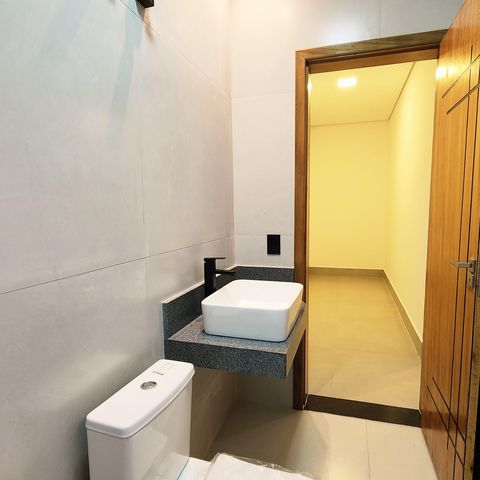 Casa à venda com 172m², 3 quartos e 1 vaga Casa à venda com 172m², 3 quartos e 1 vagaBanheiro da Suíte