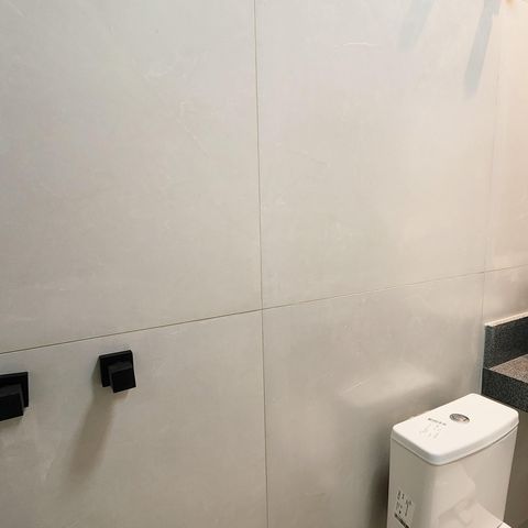 Casa à venda com 172m², 3 quartos e 1 vaga Casa à venda com 172m², 3 quartos e 1 vagaBanheiro Social