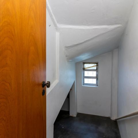 Casa para alugar com 220m², 3 quartos e 4 vagas Casa para alugar com 220m², 3 quartos e 4 vagasArmário