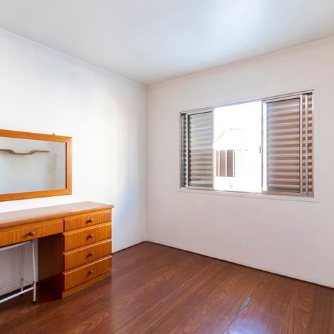 Casa para alugar com 220m², 3 quartos e 4 vagas Casa para alugar com 220m², 3 quartos e 4 vagasSuíte
