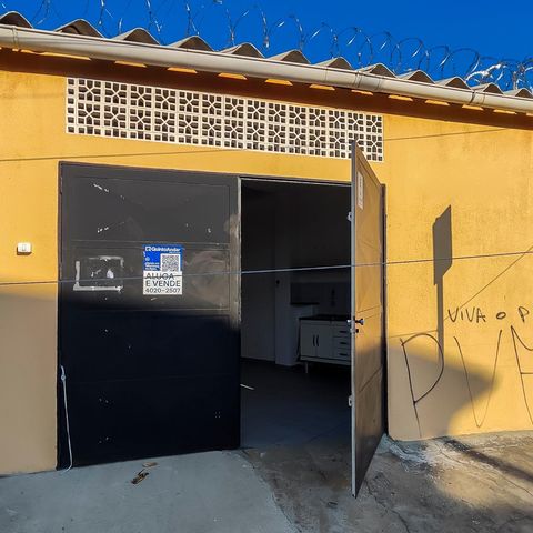 Casa para alugar com 220m², 3 quartos e 4 vagas Casa para alugar com 220m², 3 quartos e 4 vagasFachada da Rua 2