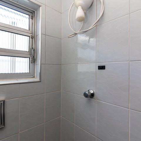 Casa para alugar com 220m², 3 quartos e 4 vagas Casa para alugar com 220m², 3 quartos e 4 vagasBanheiro 3